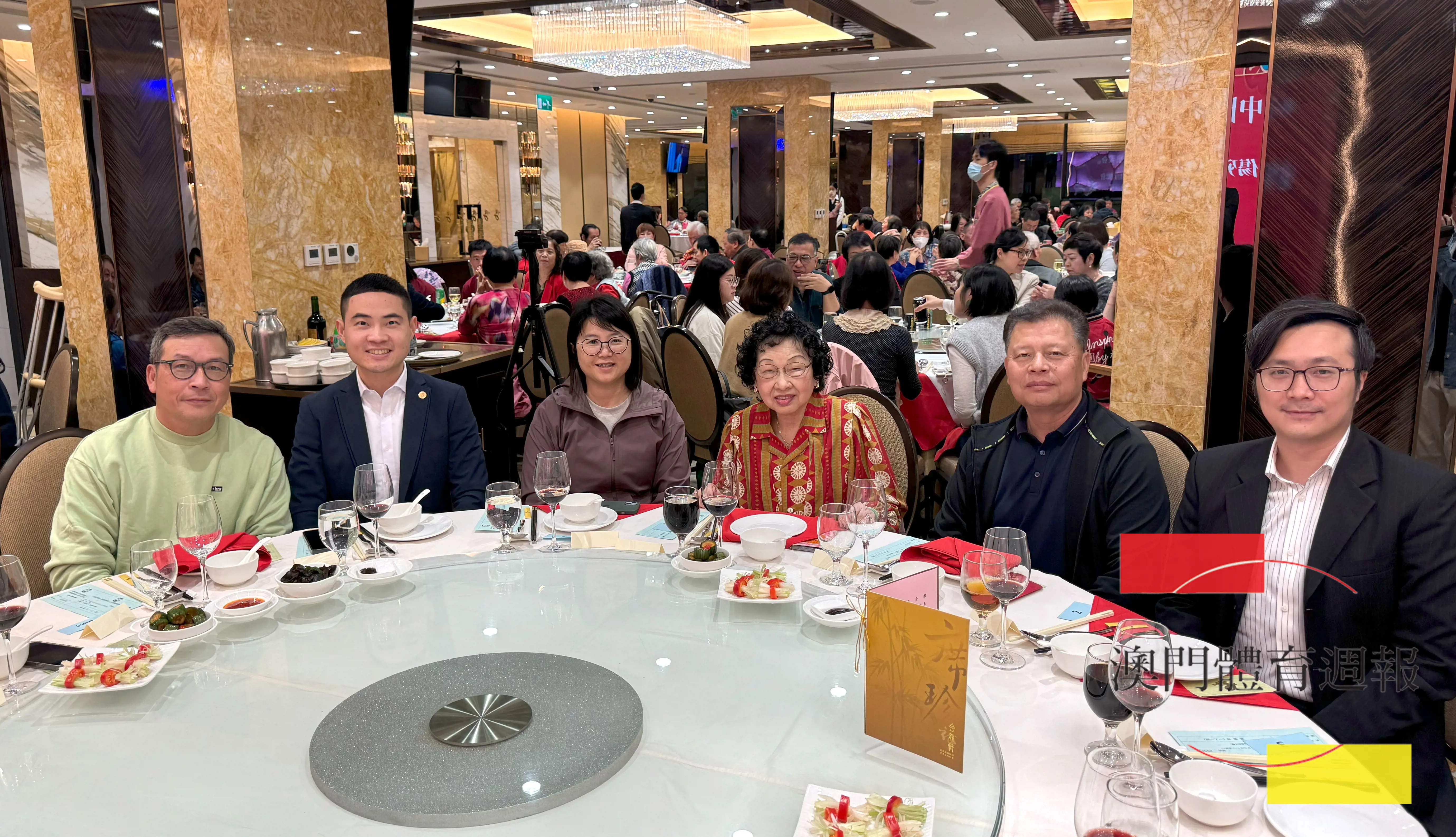 出席嘉賓合照.jpg