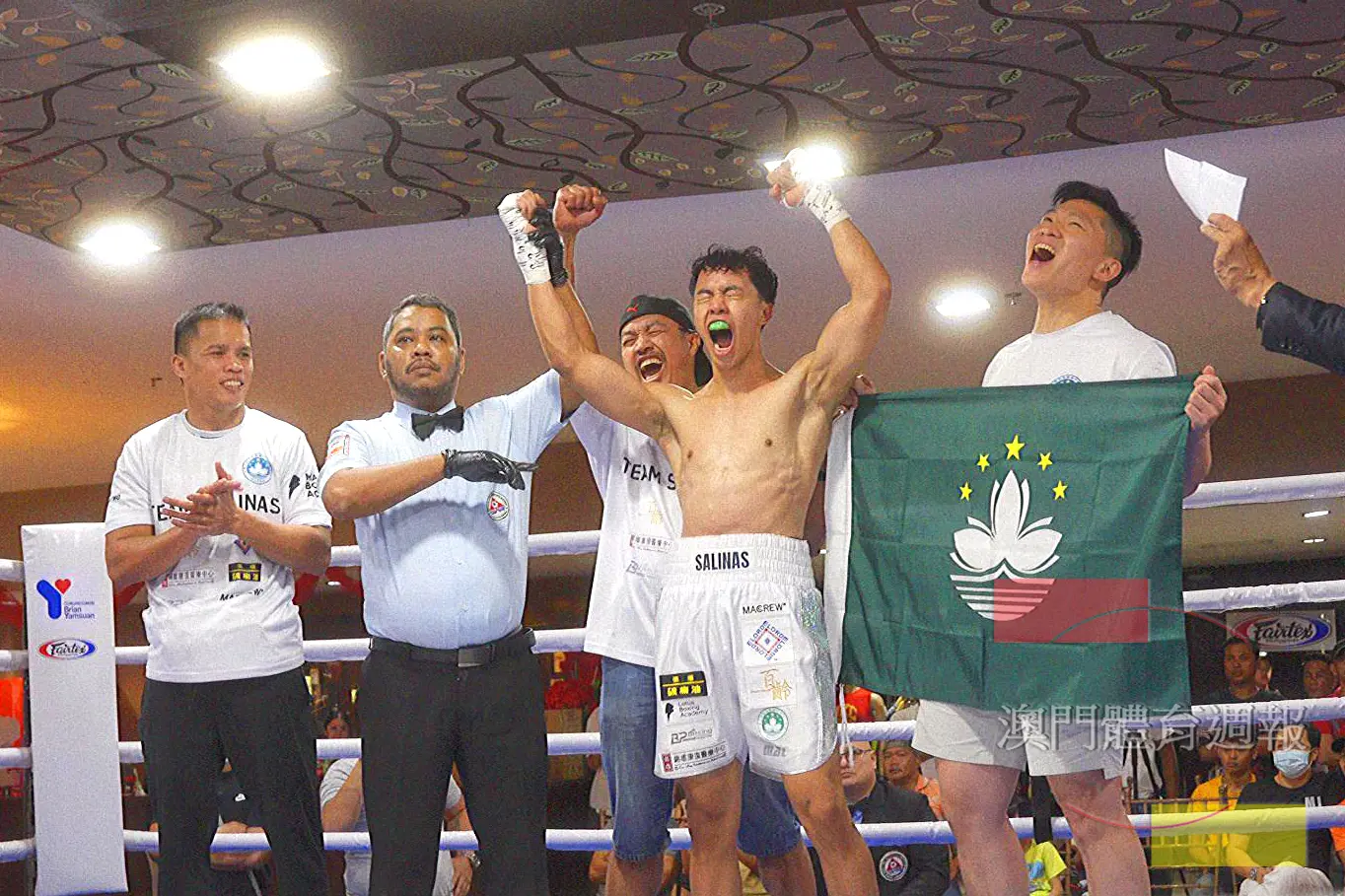 沙爾文職業生涯首戰以TKO獲勝.jpg