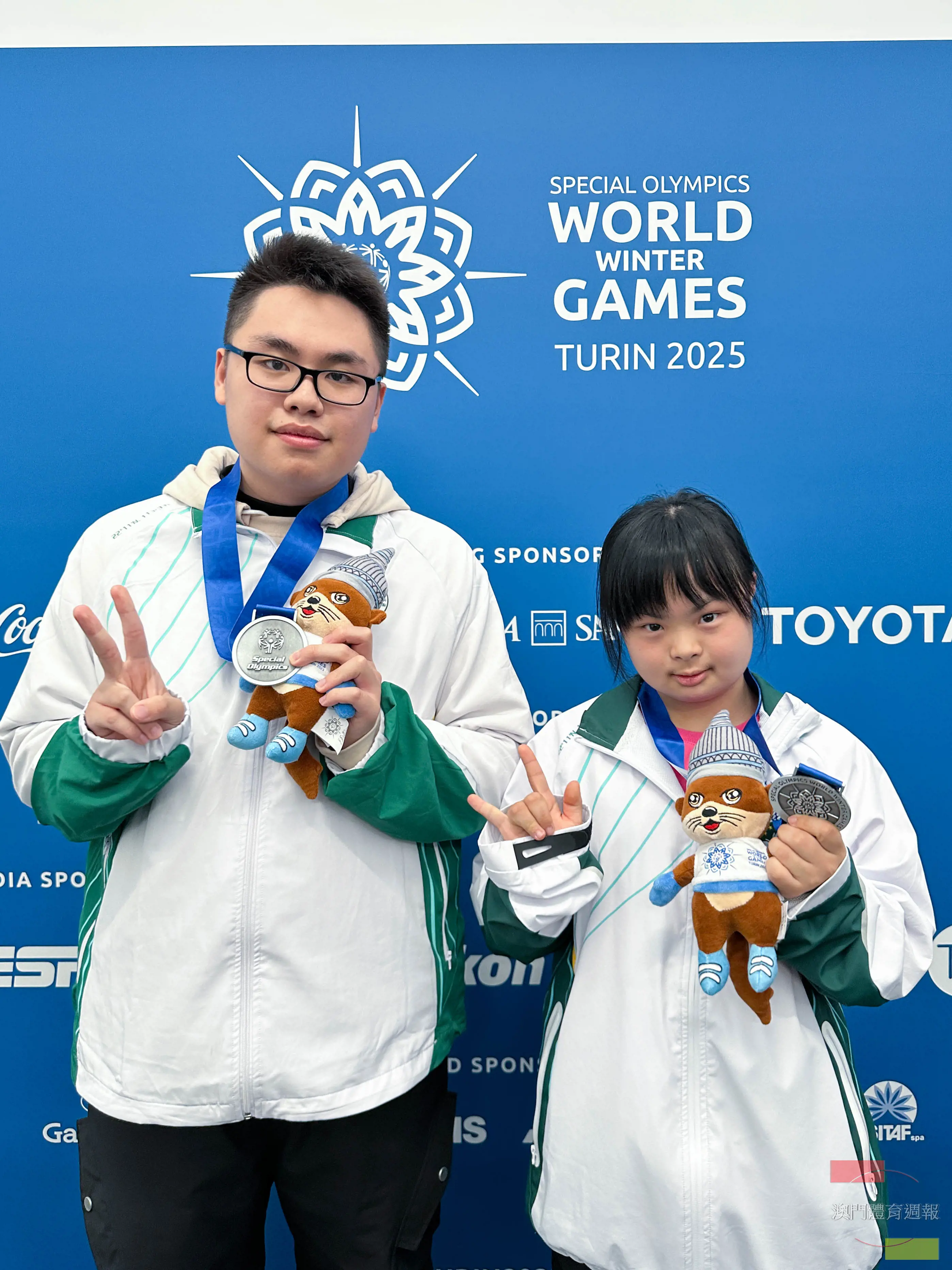 體育舞蹈運動員合照.jpg