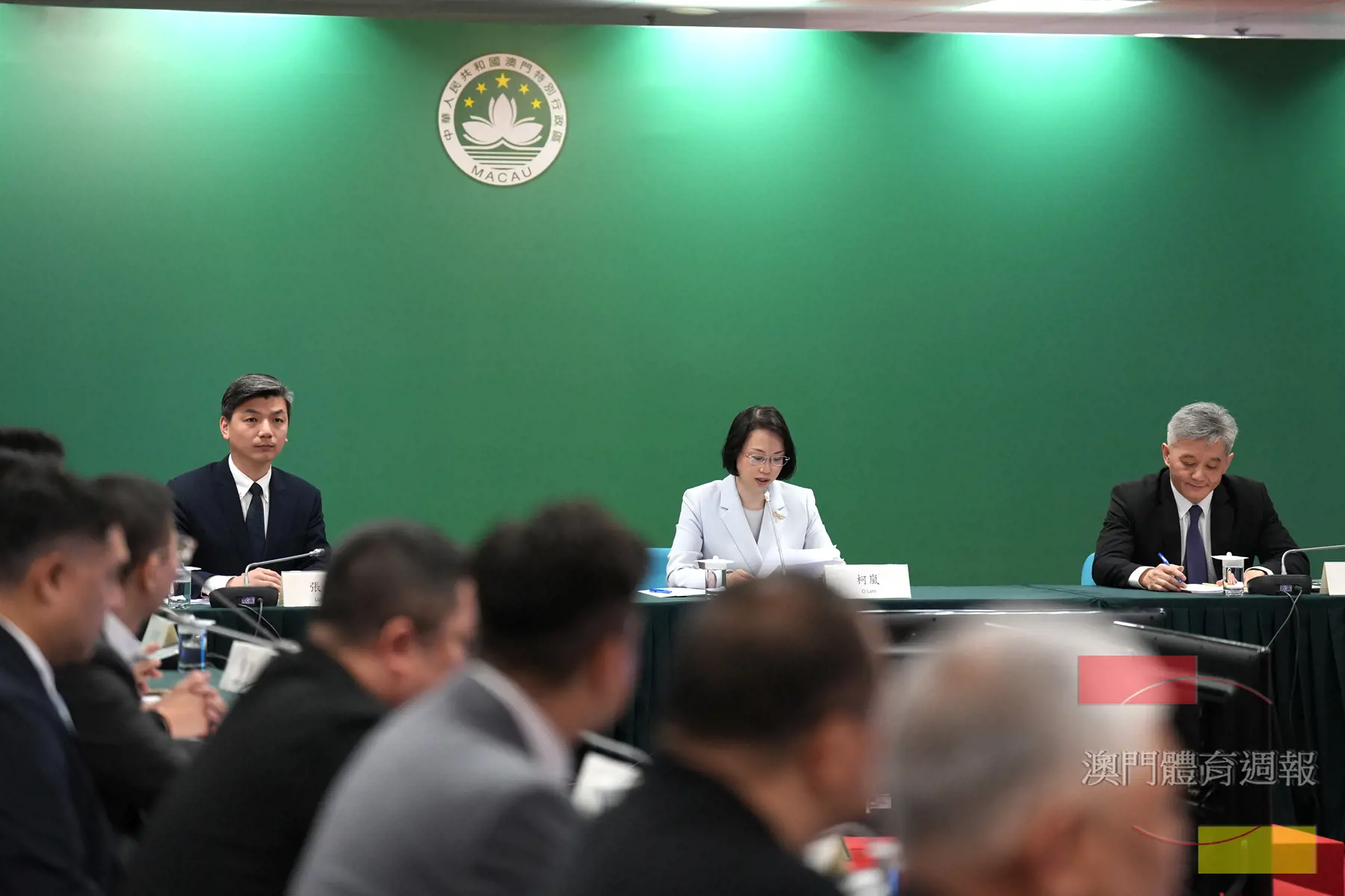 會議由社會文化司司長柯嵐主持.jpg