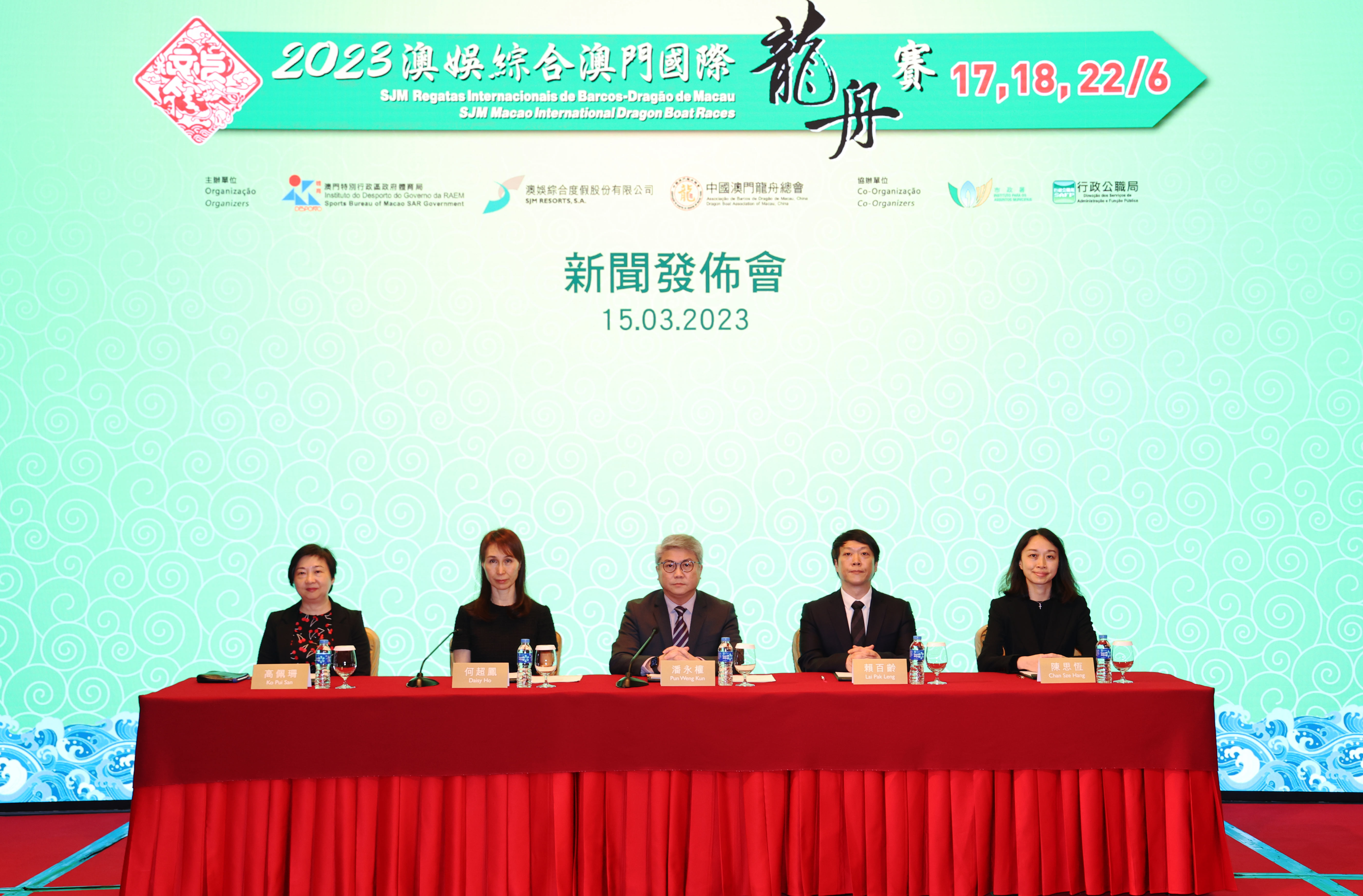 news094975_03.jpg