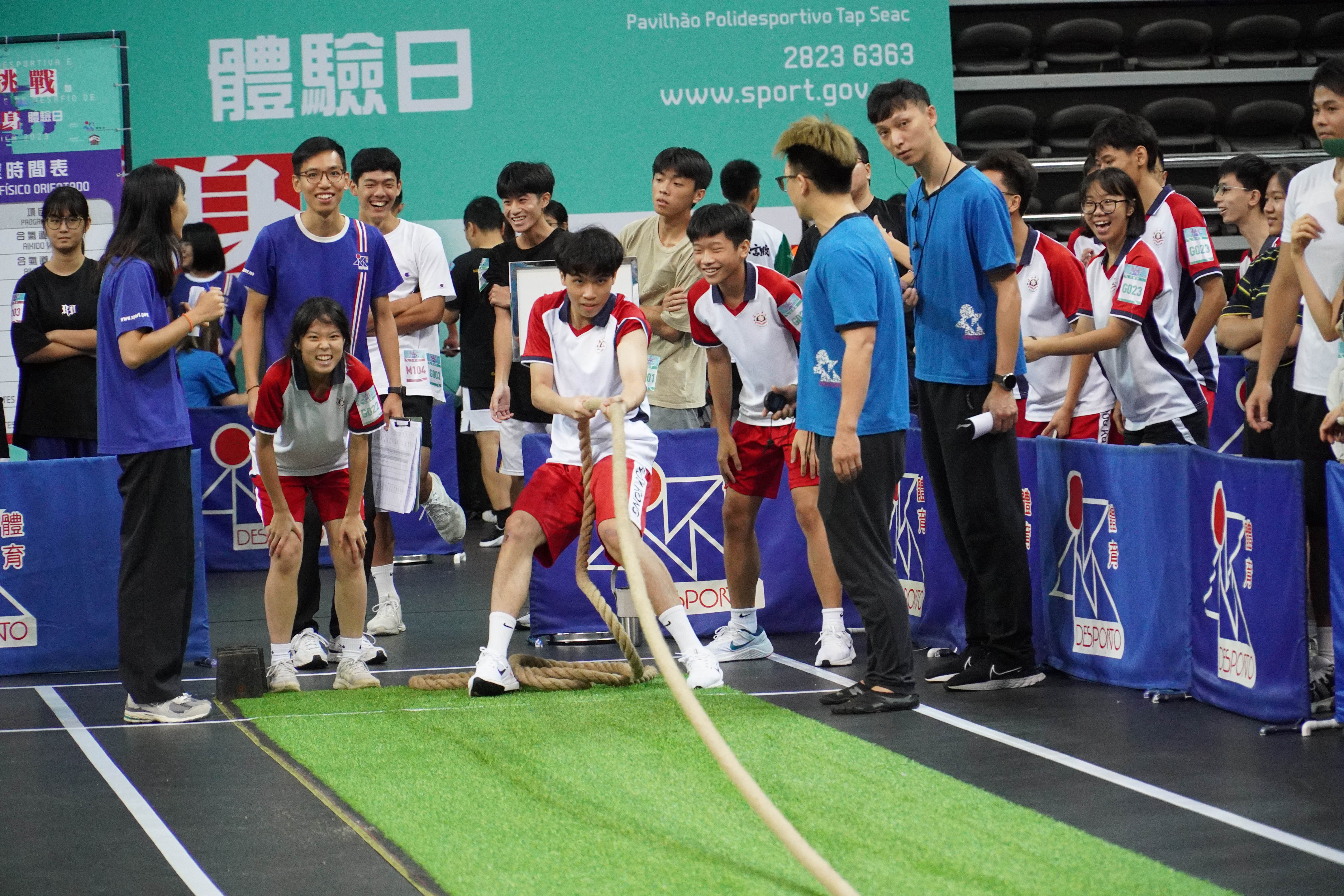 體能挑戰賽極具挑戰性2.jpg