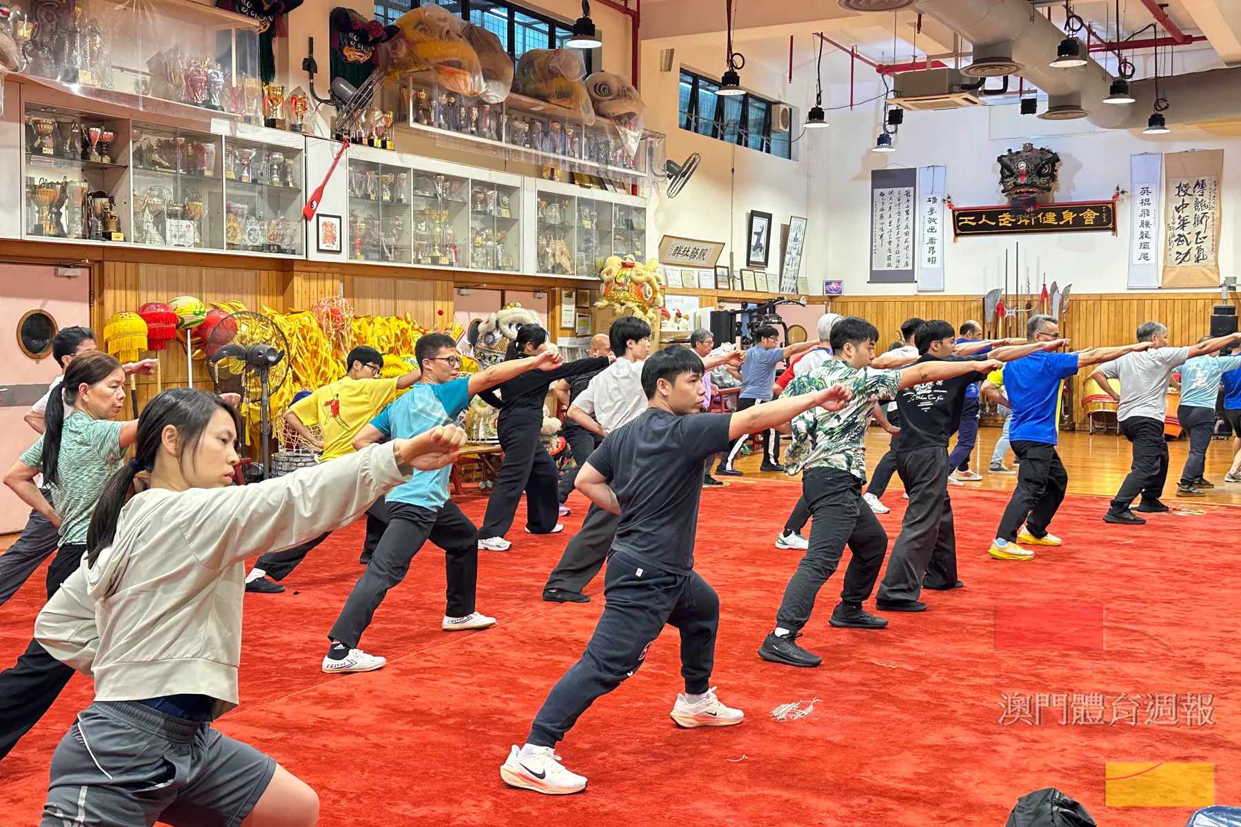 學員認真演練拳法.jpg