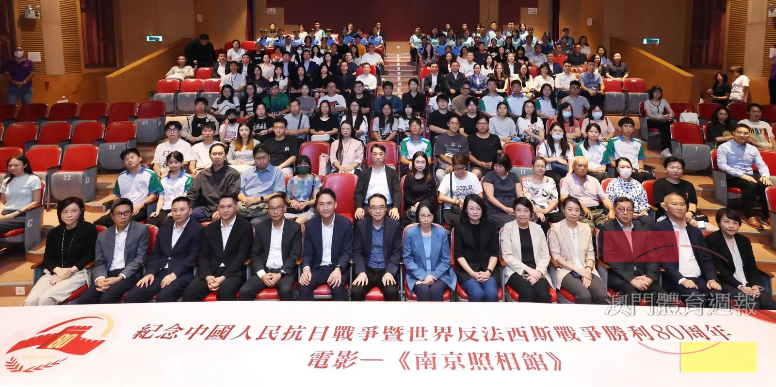 news129563_02.jpg