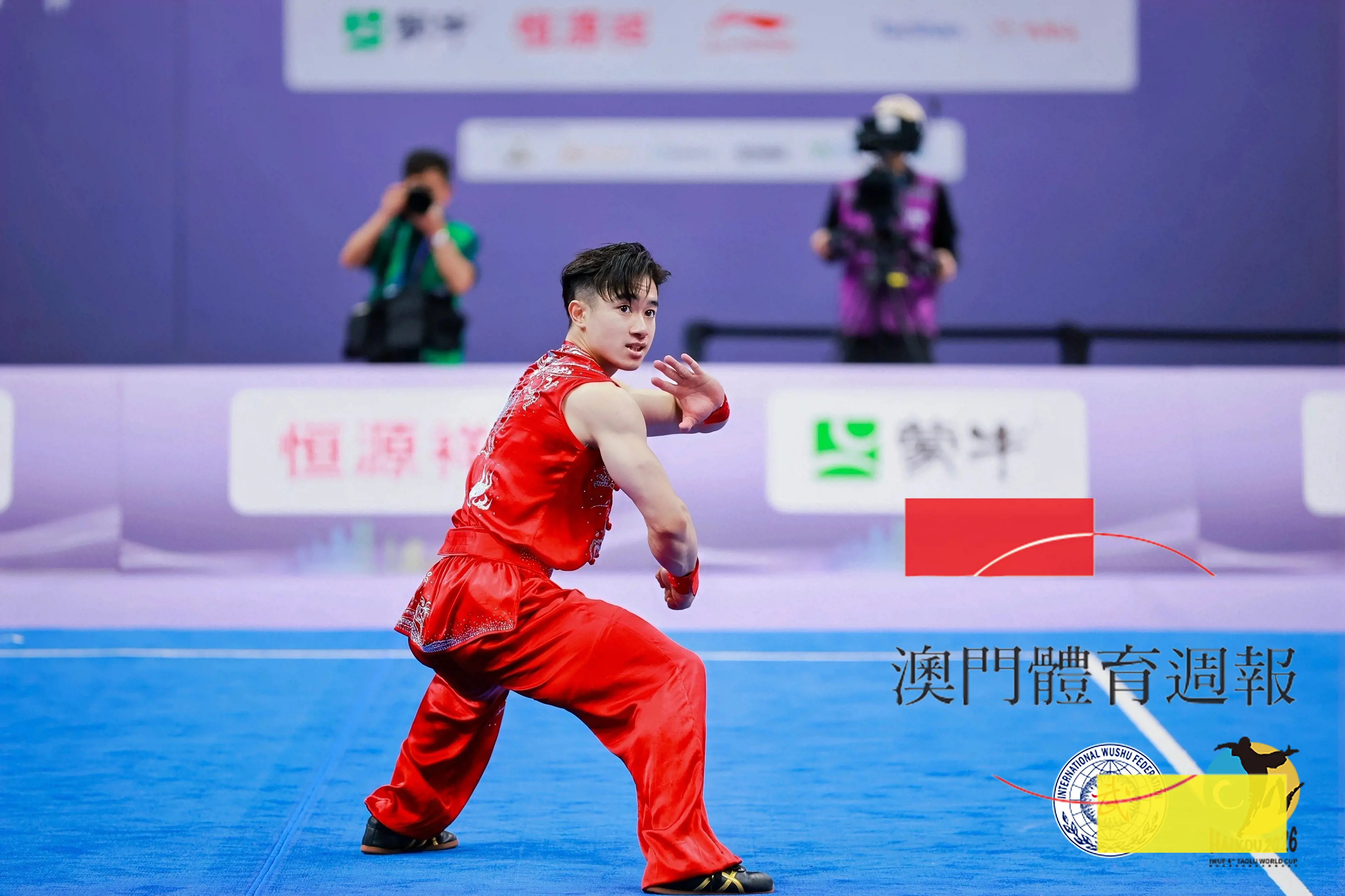 F1 陳子傲正努力在大師兄身上學習.jpg