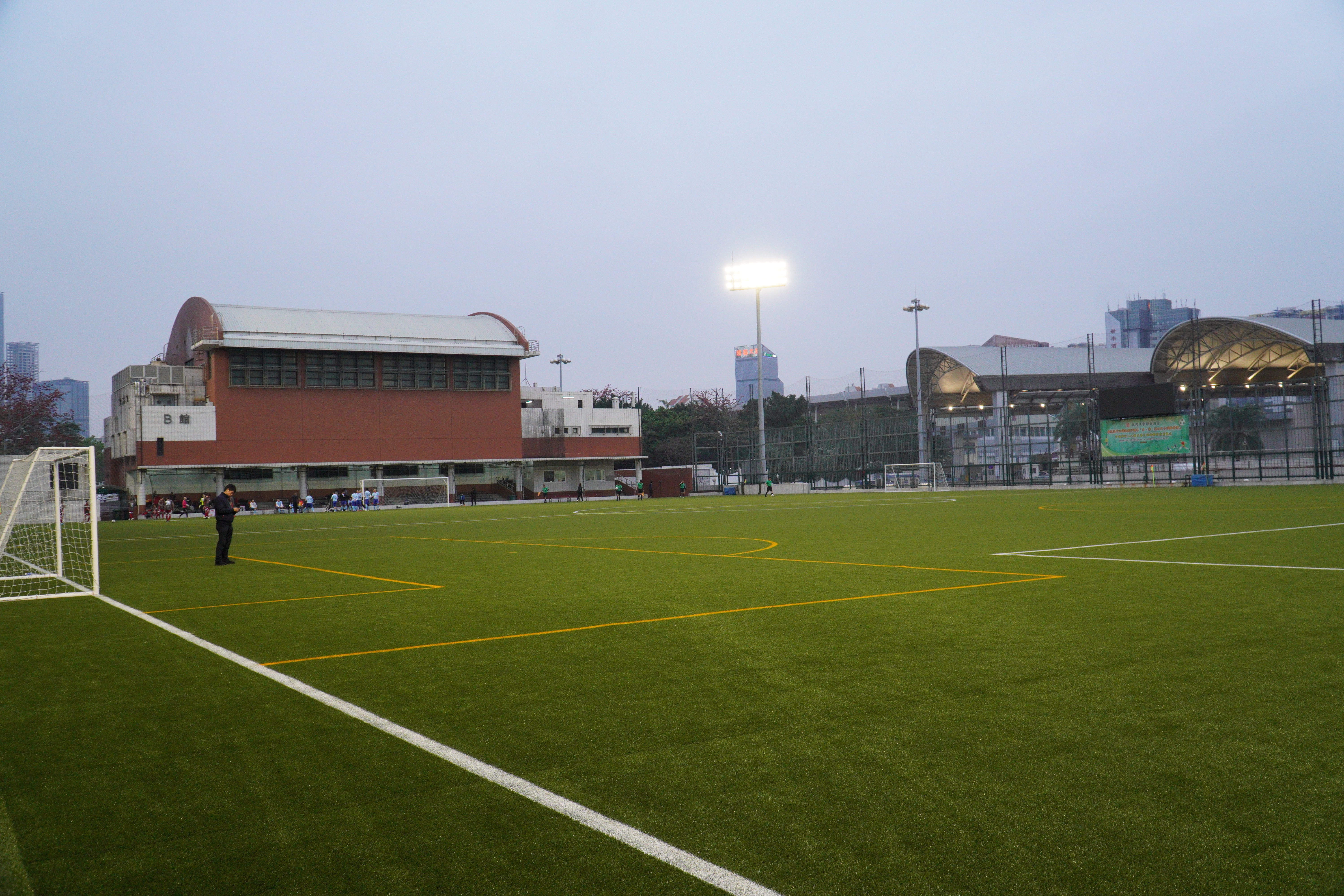 6 工人球場於３月10日起恢復對外開放.JPG