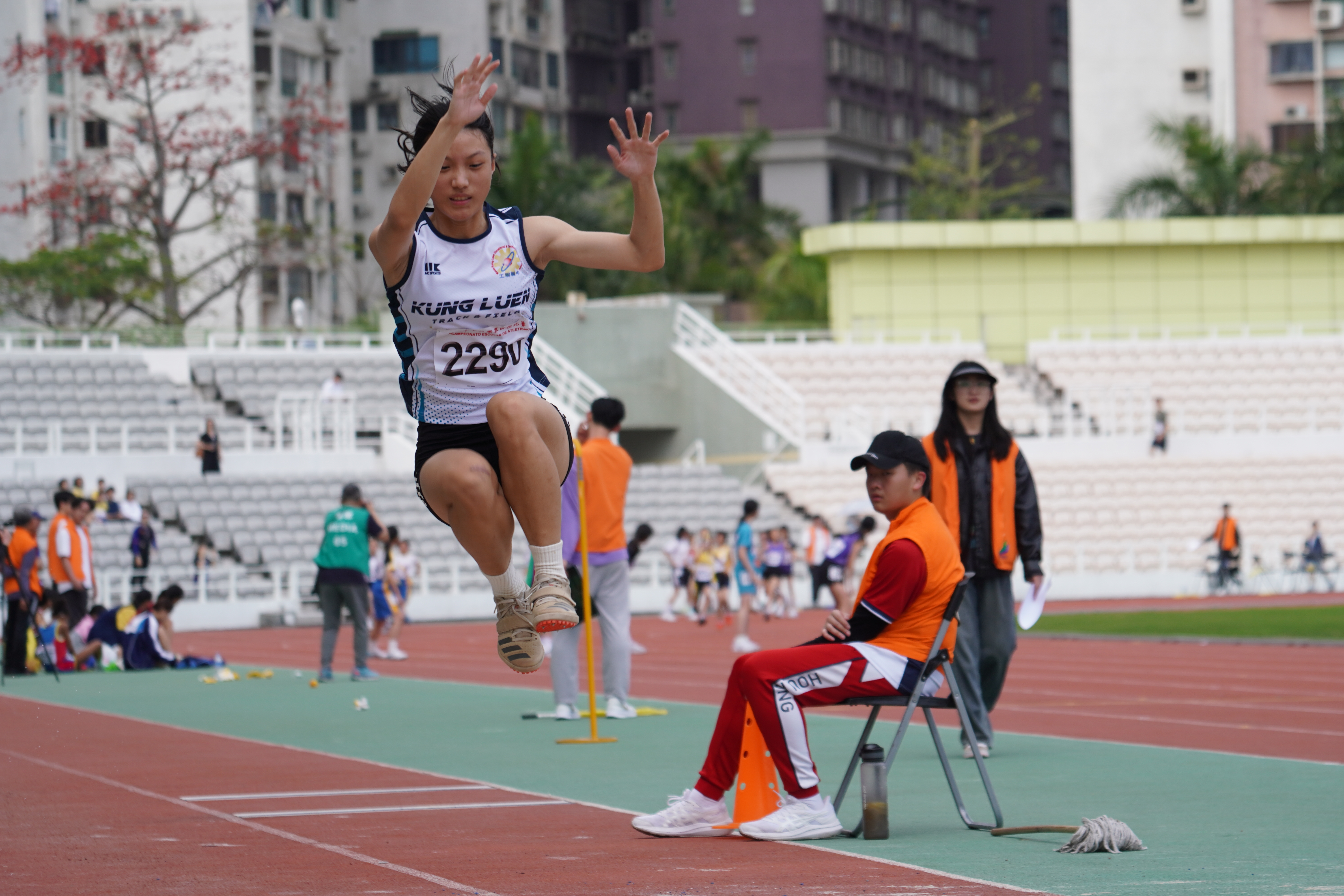 澳門體育週報 Macau Sports Weekly - 學界田徑Day 1 田徑健兒超驚喜 打破多項記錄